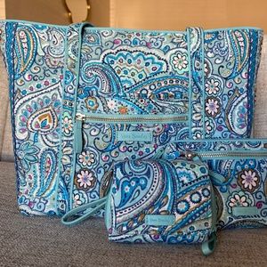 Vera Bradley Small Vera Tote and Wallets in Daisy Dot Paisley Pattern